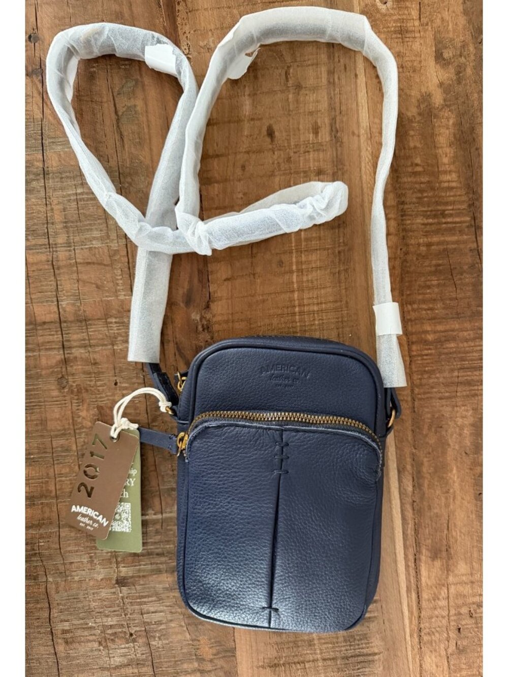 American Leather Co Cleveland Mini Crossbody Bag Navy Pebbled NWT Minimalist